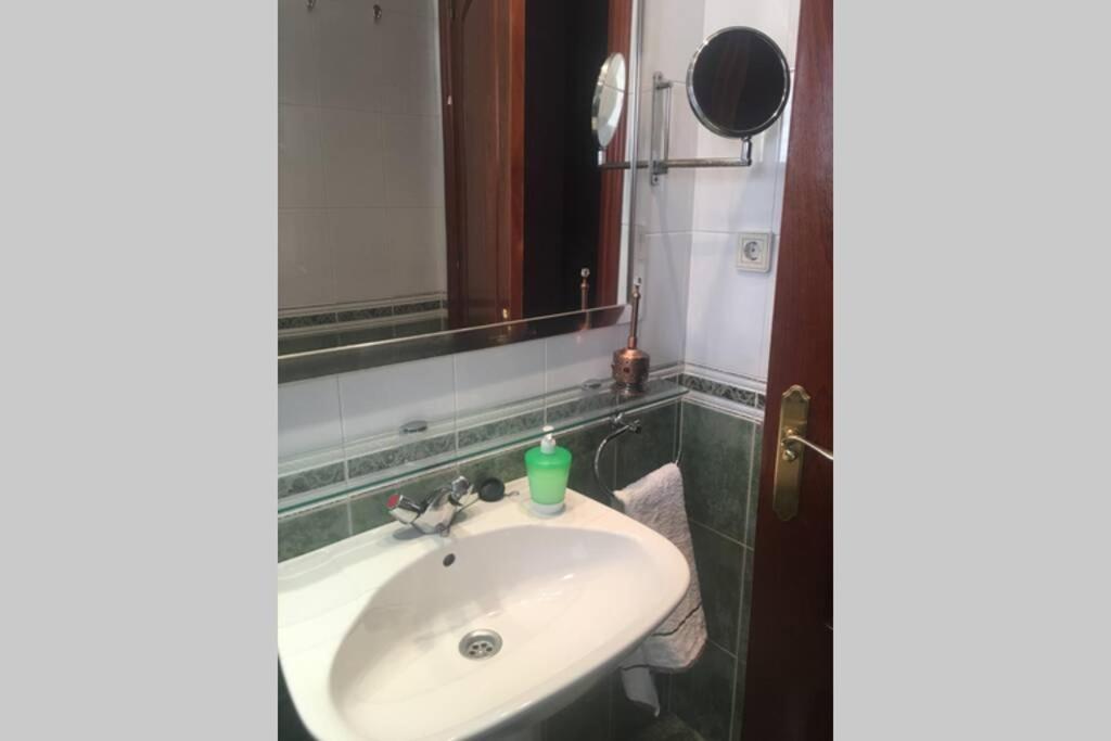 Confortable-Tranquilo Apartamento Junto Al Centro Màlaga Exteriér fotografie